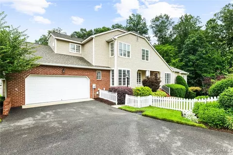 1812 Glen Willow Cir, Henrico, VA 23238