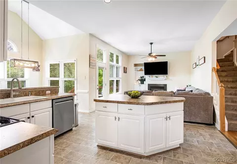 Kitchen - 9193 Clearstream Ter, Mechanicsville, VA 23116 photo 3 of 3