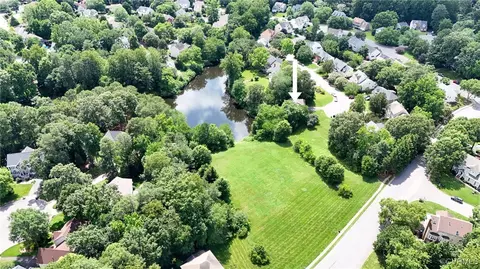 View/Area - 9193 Clearstream Ter, Mechanicsville, VA 23116 photo 4 of 11