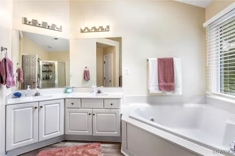 Bath - 9193 Clearstream Ter, Mechanicsville, VA 23116 photo 2 of 5