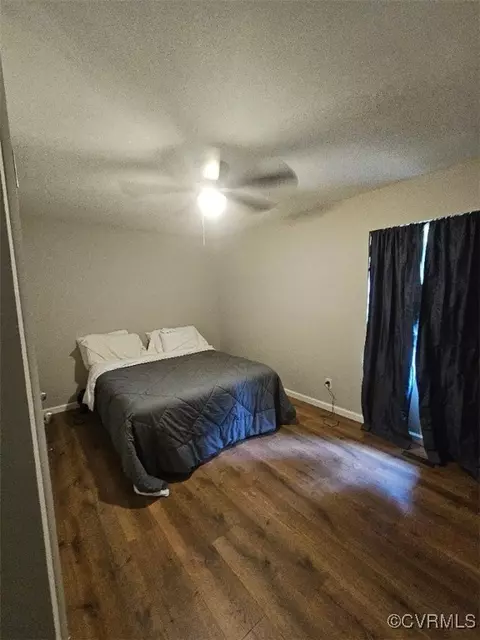 Bedroom - 9994 Forest Grove Dr, Gloucester, VA 23061 photo 2 of 3