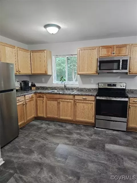 Kitchen - 9994 Forest Grove Dr, Gloucester, VA 23061 photo 2 of 2
