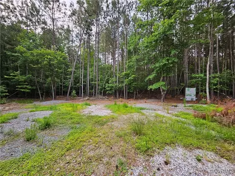 2548 John Tyler Hwy, Williamsburg, VA 23185