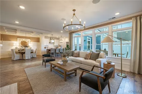 6645 Mayland Ridge Ln, Moseley, VA 23120