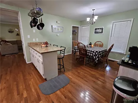 Kitchen - 7106 Full Rack Dr, Midlothian, VA 23112 photo 2 of 5