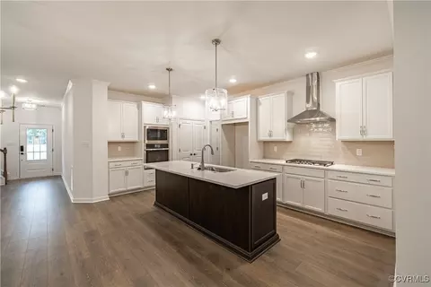 16403 Creekstone Point Ave, Moseley, VA 23120