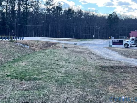 0000 Cox Rd, Blackstone, VA 23824