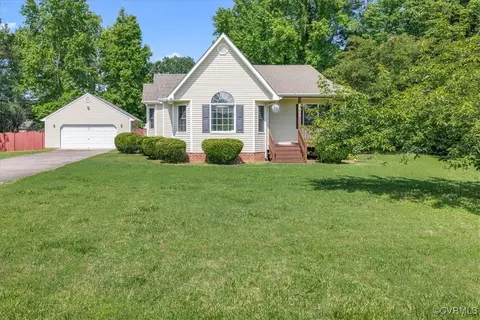 4400 Logan Knoll Ln, Petersburg, VA 23803