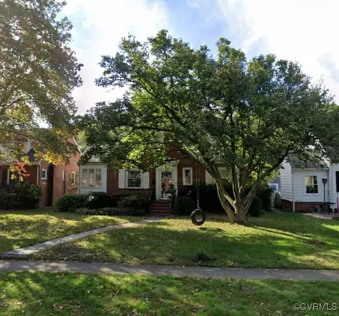 1905 Maple Shade Ln, Richmond, VA 23227