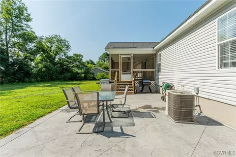 Exterior - 251 Apache Dr, Deltaville, VA 23043 photo 6 of 9