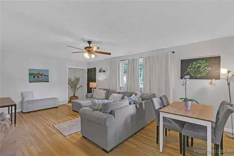 Living - 7284 Farinholt St, Gloucester, VA 23061 photo 2 of 2