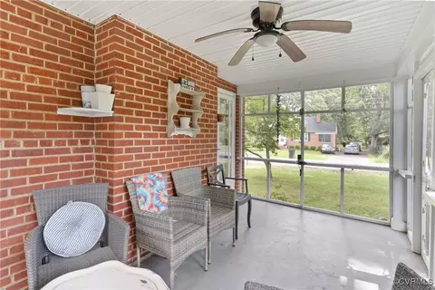 Exterior - 1012 Ridgecliff Dr, Richmond, VA 23224 photo 5 of 13
