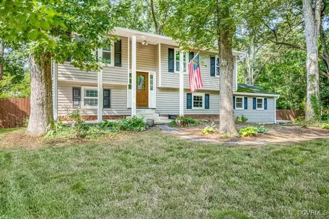 2509 Lanter Ln, Chester, VA 23836