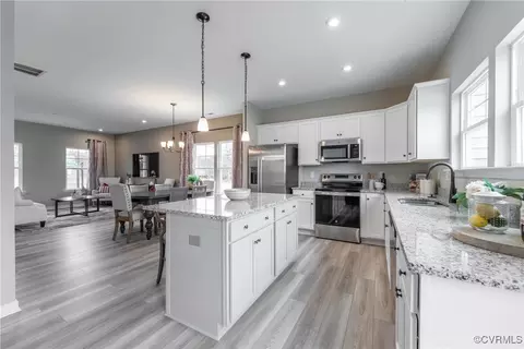 233 Greenpark Rd, Sandston, VA 23150