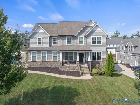15412 Willowmore Dr, Midlothian, VA 23112