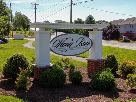10520 Stony Bluff Dr #305, Ashland, VA 23005