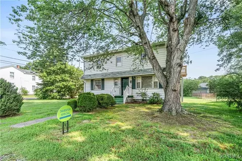 414 John St, Ashland, VA 23005