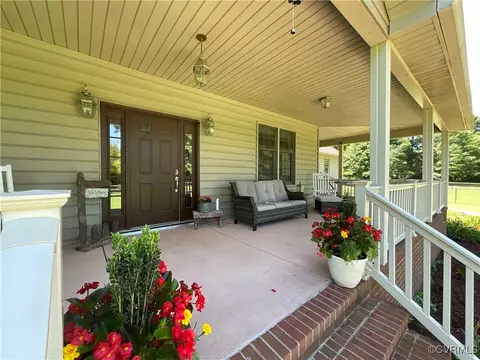 4755 Aspen Hill Ln, Gloucester, VA 23061 photo 5