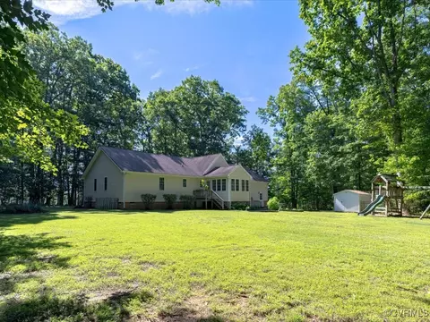 1875 Capeway Rd, Powhatan, VA 23139 photo 3
