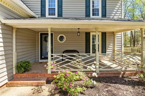 Exterior - 341 Rossmere Dr, Midlothian, VA 23114 photo 3 of 14