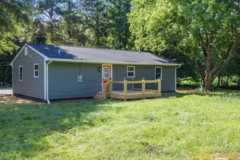 Exterior - 2900 Barnetts Rd, Providence Forge, VA 23140 photo 8 of 9