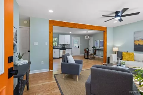 Entry Way - 2900 Barnetts Rd, Providence Forge, VA 23140 photo 1 of 1