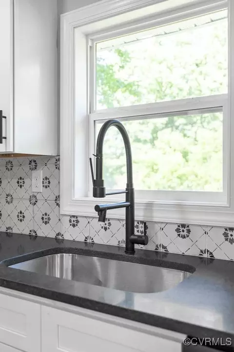 Kitchen - 2900 Barnetts Rd, Providence Forge, VA 23140 photo 5 of 5