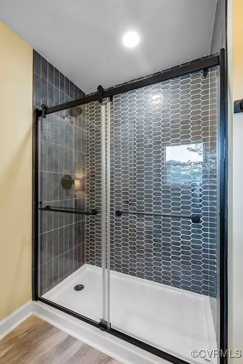 Bath - 2900 Barnetts Rd, Providence Forge, VA 23140 photo 2 of 5