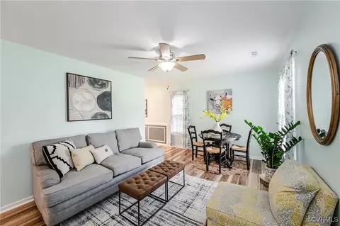 3201 Reginald Ct, Midlothian, VA 23112 photo 3