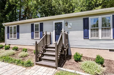 3201 Reginald Ct, Midlothian, VA 23112 photo 2