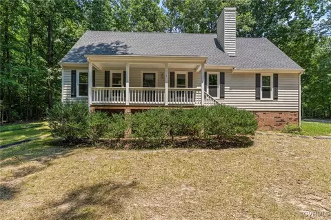 1900 Pine Creek Bluff Ct, Powhatan, VA 23139