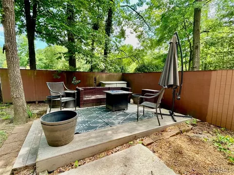 Exterior - 11767 N Briar Patch Dr, Midlothian, VA 23113 photo 2 of 3