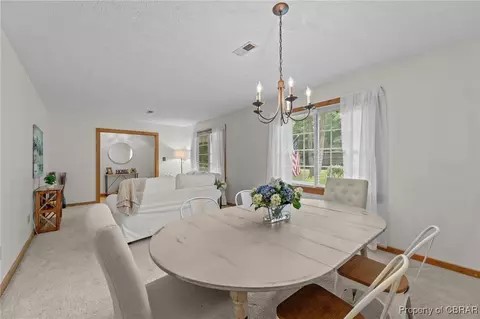 11192 Eventide Ln, Gloucester, VA 23061 photo 9