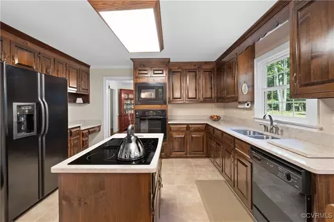 14230 Netherfield Dr, Midlothian, VA 23113 photo 14