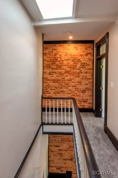 Entry Way - 2921 E Marshall St, Richmond, VA 23223 photo 4 of 4