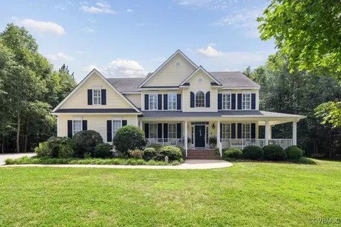 8612 Beaver Bridge Rd, Moseley, VA 23120