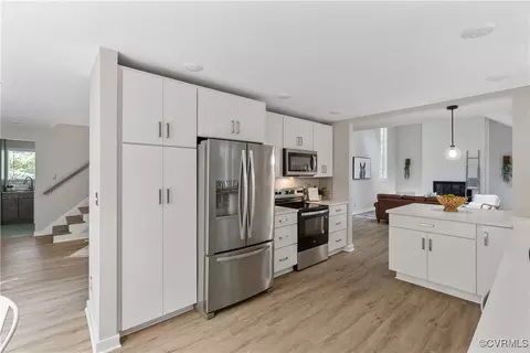 Kitchen - 4458 Old Fox Trl, Midlothian, VA 23112 photo 5 of 5