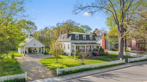 702 S Center St, Ashland, VA 23005