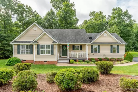 2222 Silver St, Aylett, VA 23009