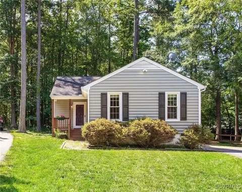 2705 Glen Point Cir, Henrico, VA 23233