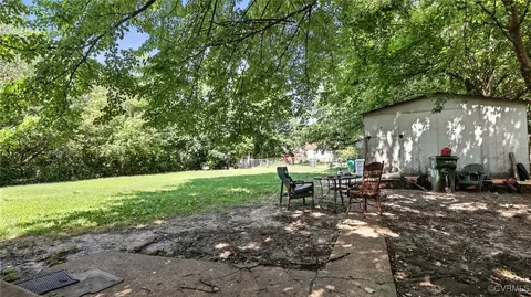 Exterior - 17 E 31st St, Richmond, VA 23224 photo 5 of 9