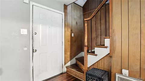 Entry Way - 17 E 31st St, Richmond, VA 23224 photo 1 of 2