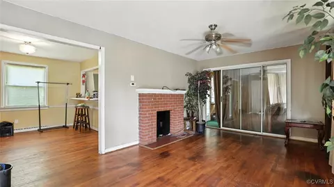 Living - 17 E 31st St, Richmond, VA 23224 photo 4 of 4