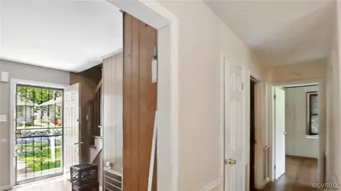 Entry Way - 17 E 31st St, Richmond, VA 23224 photo 2 of 2