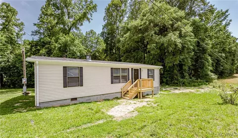 Exterior - 21113 River Rd, Sutherland, VA 23885 photo 3 of 9