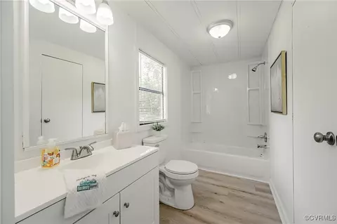 Bath - 21113 River Rd, Sutherland, VA 23885 photo 6 of 8