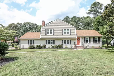5618 Buxton Ct, Chester, VA 23831