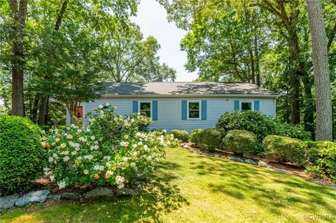23 Windward Ln, Lancaster, VA 22503 photo 2