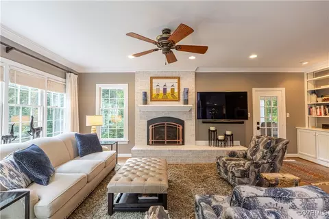 Living - 11319 Buckhead Ter, Midlothian, VA 23113 photo 2 of 2