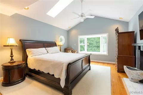 Bedroom - 11319 Buckhead Ter, Midlothian, VA 23113 photo 2 of 4